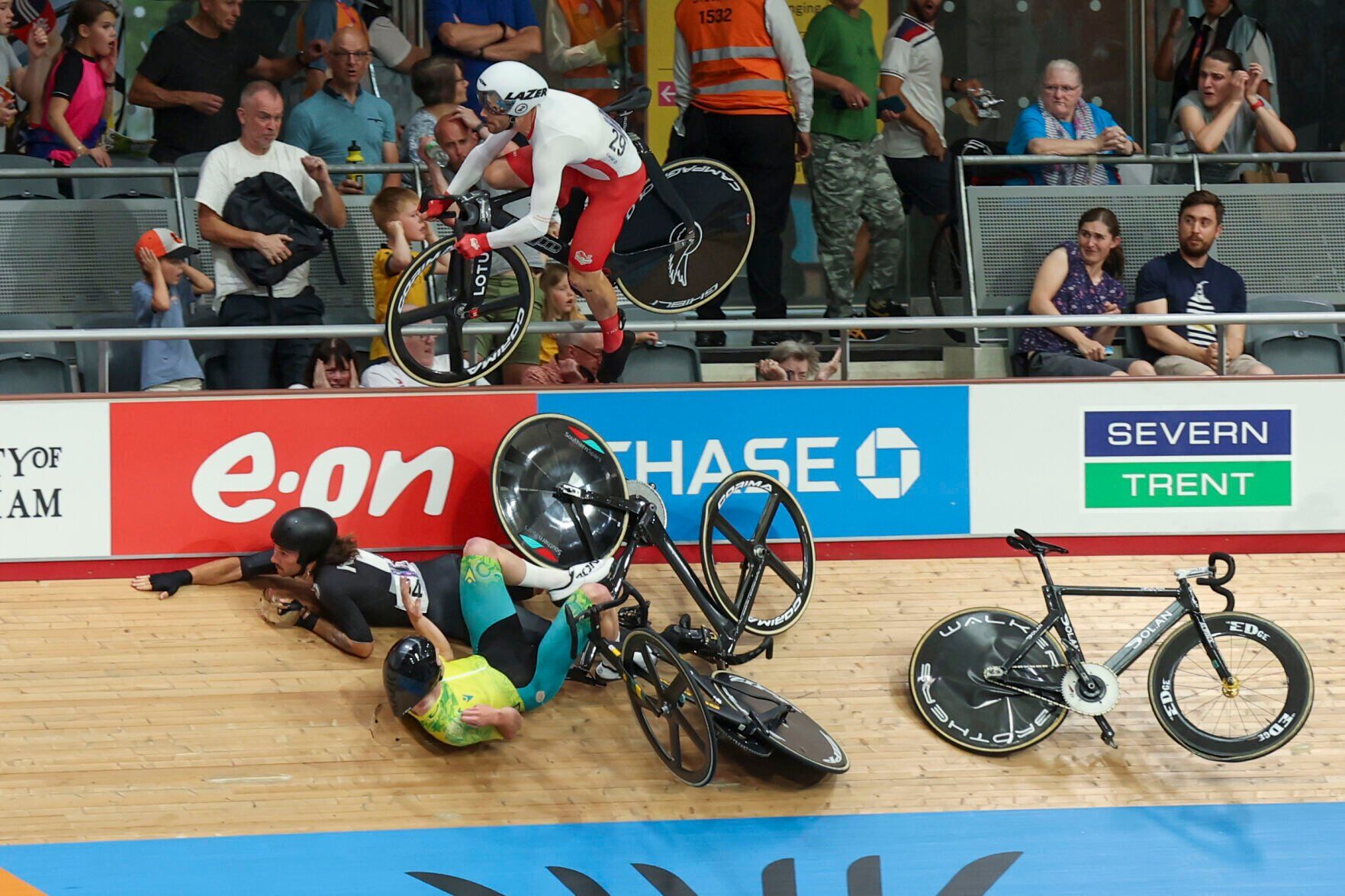 APTOPIX Britain Commonwealth Games Cycling